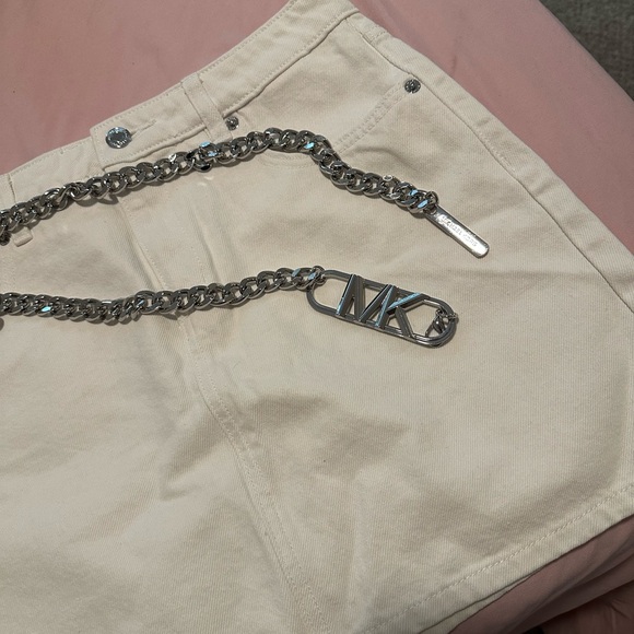 Michael Kors White Mini Skirt - Picture 7 of 7